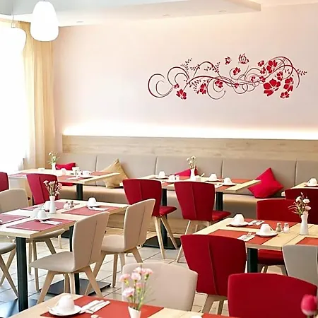 Hotel Am Buchwald 3*