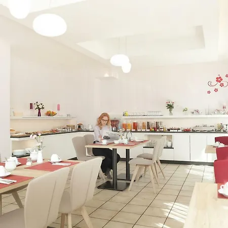 מלון Am Buchwald 3*